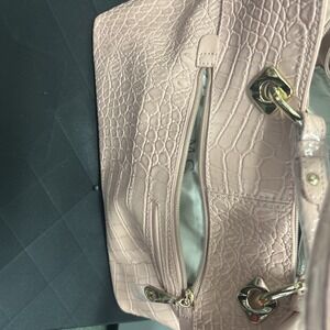 MC Crocodile Embossed Leather Peach Gold Accents Purse Shoulder Bag READ